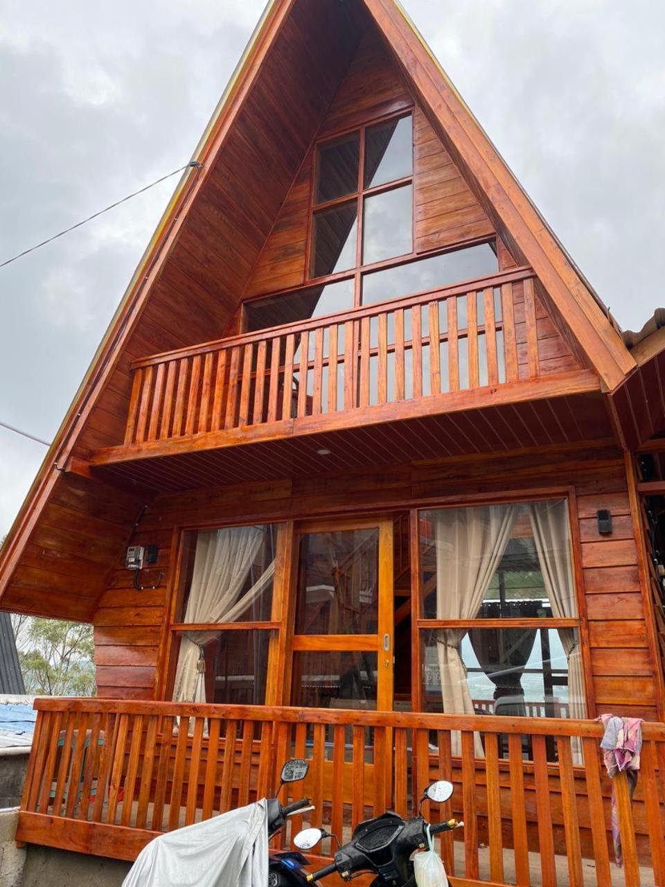 Agriya Lubis 2 Villa Diyeng