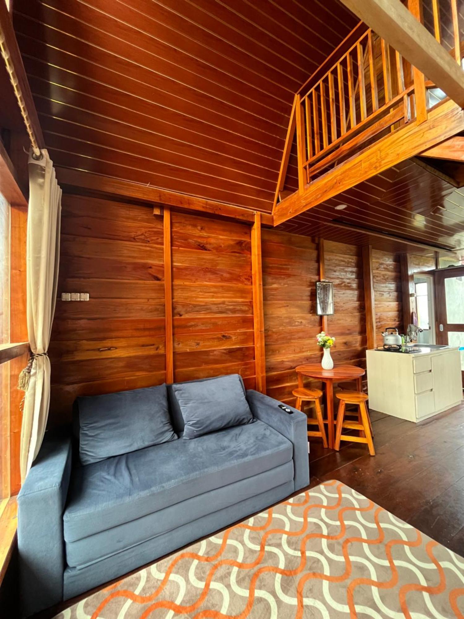 Agriya Lubis 2 Villa